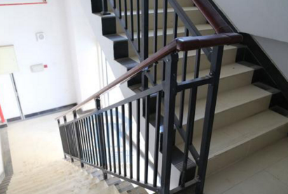 大连锌钢楼梯扶手: 为您的家增添魅力