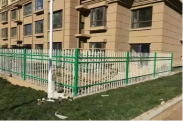 大连锌钢围栏：提升您的庭院品质